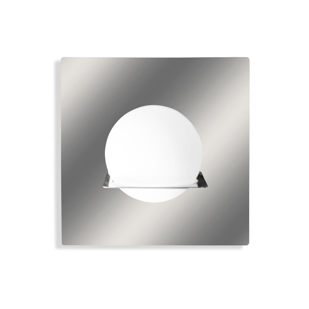 Pota Wall Lamp