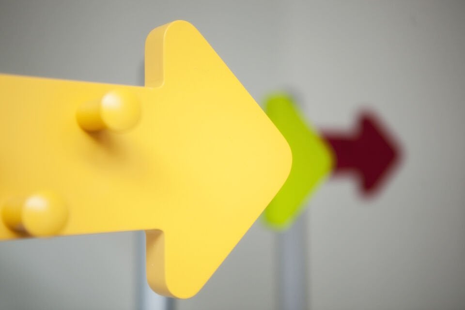 Oneway Ahşap Askılık