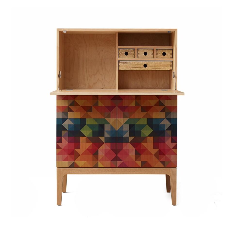 Spring Çalışma Masalı Dolap Pantone