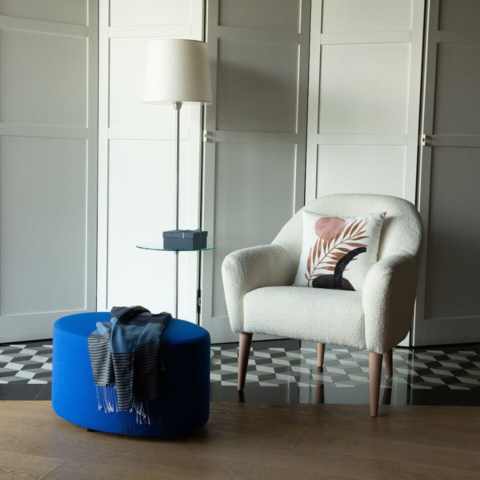 Mam Modern Armchair Cream