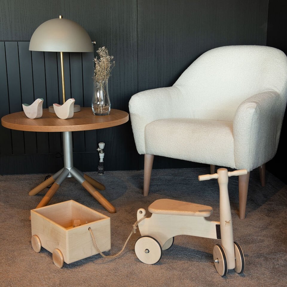 Mam Modern Armchair Cream